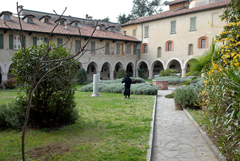 Quadriportico della Canonica. (© Foto: M.Mormile)